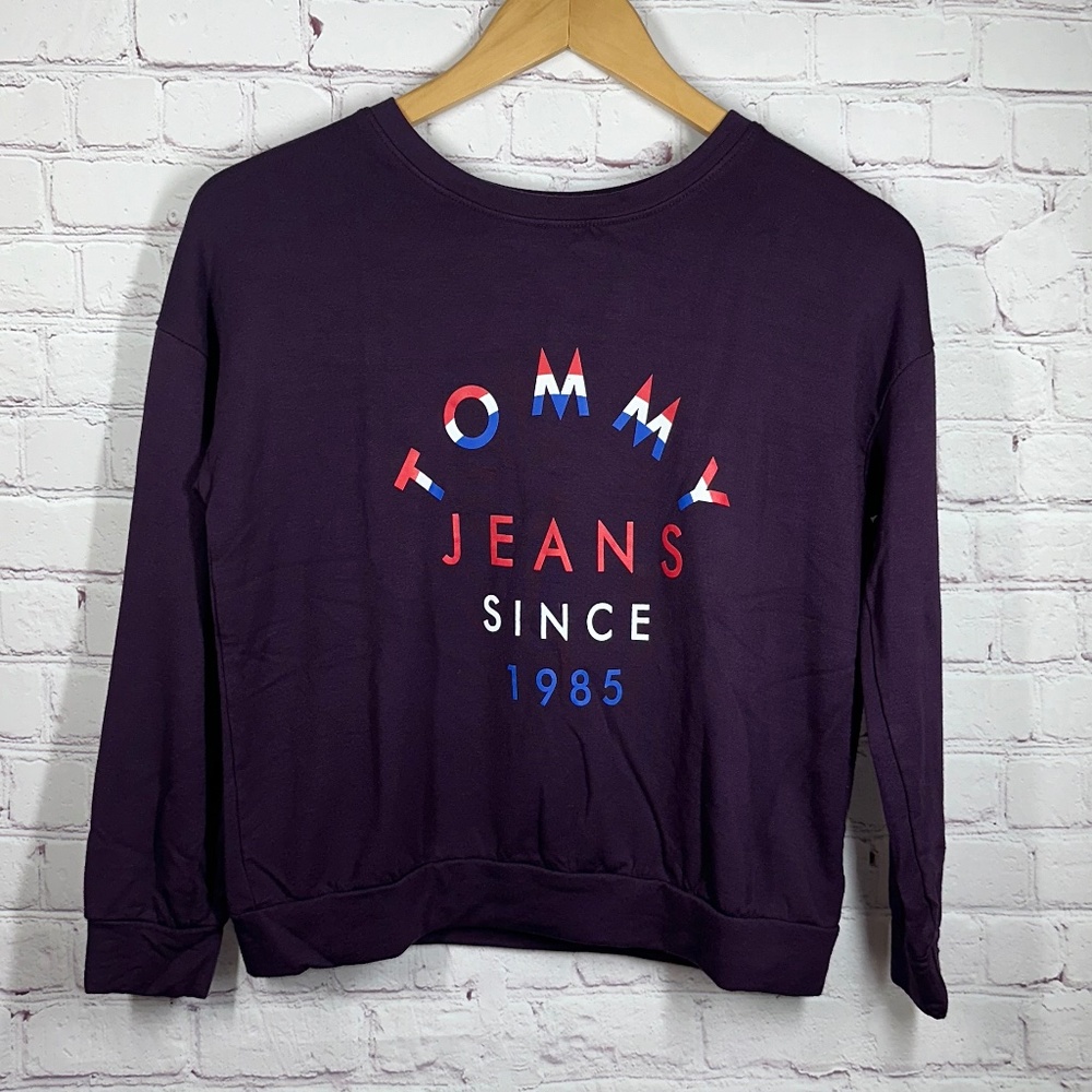 Tommy Hilfiger Women's Long Sleeve Round Neck Cropped Top Size Small- Multicolor